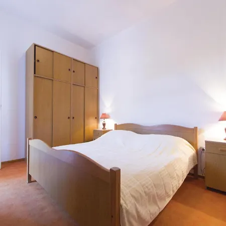 Four Bedroom In Appartement